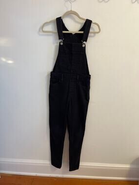 Levis Premium Women’s Black Skinny Denim Overalls Size 25